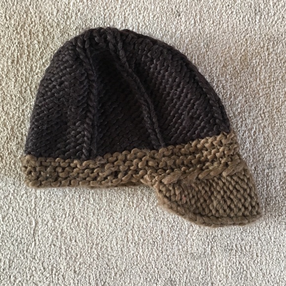 CLEARANCE!💋FINAL PRICE 🎉 FOSSIL brown knit hat - Picture 2 of 6